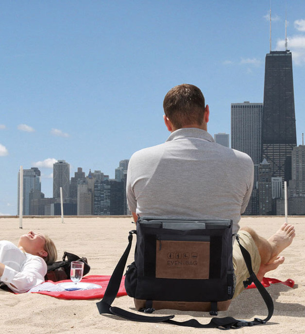 Beach bag and beach chair from EVENaBAG at Chicago beach in USA